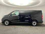 VAUXHALL VIVARO 2024 (74)