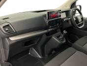 VAUXHALL VIVARO 2024 (74)