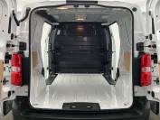 VAUXHALL VIVARO 2024 (74)