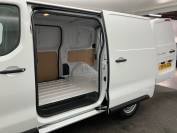 VAUXHALL VIVARO 2024 (74)