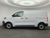 VAUXHALL VIVARO 2024 (74)