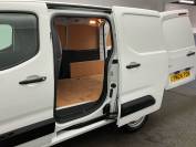 VAUXHALL COMBO CARGO 2024 (24)