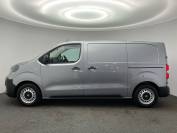 VAUXHALL VIVARO 2024 (74)