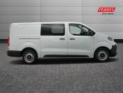 VAUXHALL VIVARO 2024 (74)