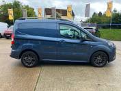 FORD TRANSIT COURIER 2022 (22)