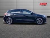 FORD FOCUS 2024 (24)