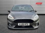 FORD FIESTA 2019 (19)