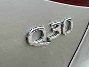 INFINITI Q30 2017 (17)