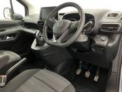 VAUXHALL COMBO-LIFE 2020 (70)