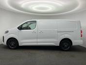 VAUXHALL VIVARO 2024 