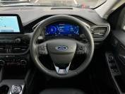 FORD KUGA 2023 (73)