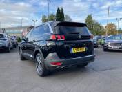 PEUGEOT 5008 2019 (19)