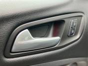 FORD KUGA 2016 (16)