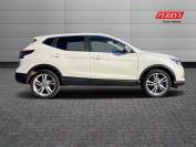 NISSAN QASHQAI 2019 (19)