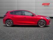 FORD FOCUS 2024 (24)