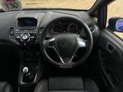 FORD FIESTA 2017 (17)