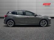 FORD FOCUS 2024 (24)