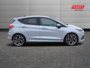 FORD FIESTA 2020 (20)