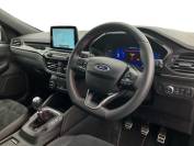 FORD KUGA 2022 (22)