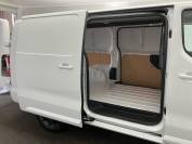 VAUXHALL VIVARO 2024 (74)