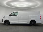 VAUXHALL VIVARO 2024 (74)