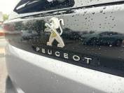 PEUGEOT 5008 2021 (21)