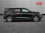 PEUGEOT 5008 2019 (19)