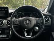 MERCEDES-BENZ GLA 2019 (19)