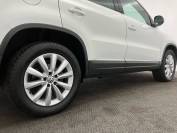 VOLKSWAGEN TIGUAN 2014 (64)