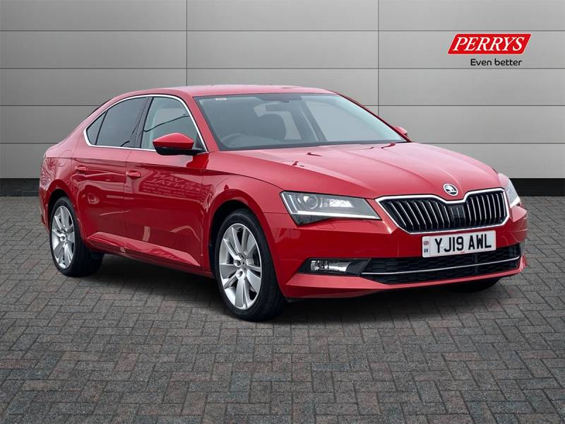 SKODA SUPERB 2019 (19)