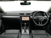 SKODA SUPERB 2019 (19)