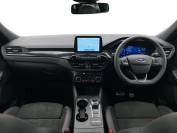 FORD KUGA 2023 (73)