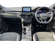 FORD KUGA 2021 (70)