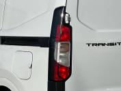 FORD TRANSIT COURIER 2024 (24)