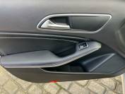 MERCEDES-BENZ A CLASS 2017 (67)