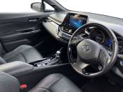 TOYOTA C-HR 2019 (68)