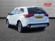 MITSUBISHI OUTLANDER 2019 (19)