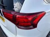 MITSUBISHI OUTLANDER 2019 (19)