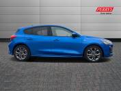 FORD FOCUS 2022 (22)