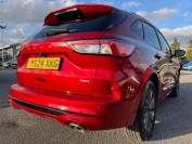 FORD KUGA 2024 (24)