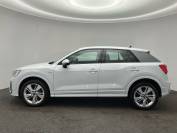 AUDI Q2 2023 (23)