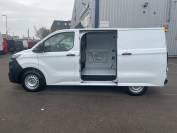 FORD TRANSIT CUSTOM 2024 (L0057)