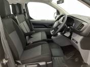 VAUXHALL VIVARO-LIFE 2021 (70)