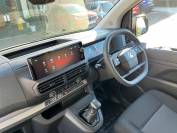 VAUXHALL VIVARO 2024 (74)