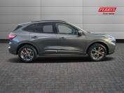 FORD KUGA 2022 (72)