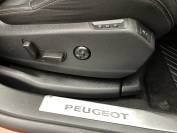 PEUGEOT 5008 2021 (21)