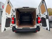 VAUXHALL VIVARO 2021 (21)