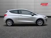 FORD FIESTA 2018 (18)