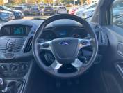 FORD GRAND TOURNEO CONNECT 2016 (66)