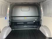 FORD TRANSIT CUSTOM 2024 (J0081)